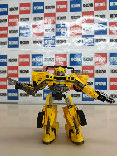Transformers Bumblebee Studio Series 100 – Figura de Acción 4.5”